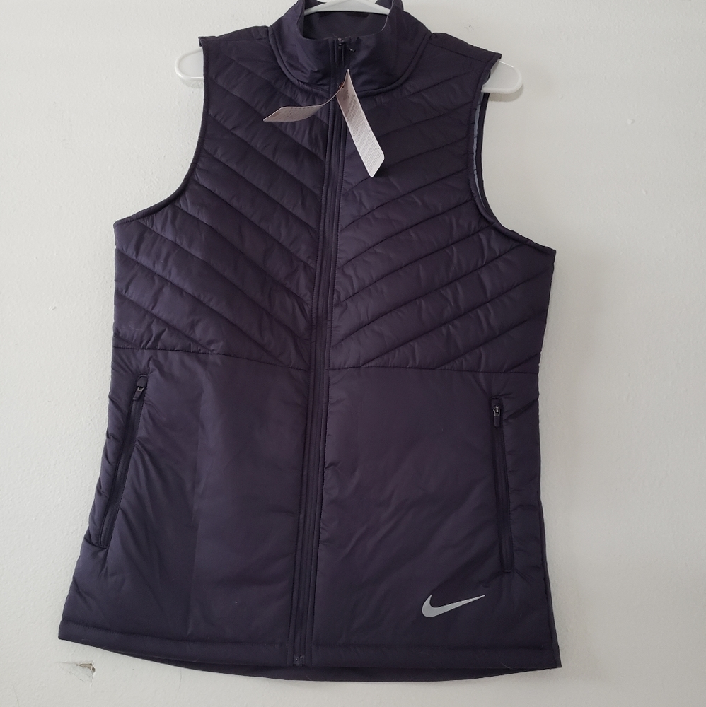 Men | Nike Vest